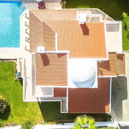 Villa In Albufeira Near Sea Beach * Albufeira