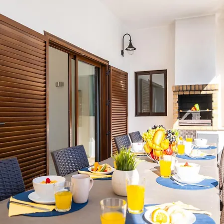 Villa Villa In Albufeira Near Sea Beach
